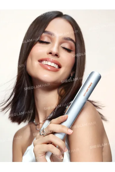 حفظ رطوبت موها جلوگیری از آسیب‌های محیطی مناسب برای انواع مو اثر بخشی فوری حجم مناسب و طراحی سفری شیگلم SHEGLAM اتو مو مسافرتی با قابلیت فر کردن