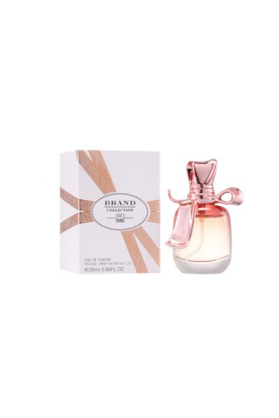 رایحه ابتدایی : تمشک   رز   فلفل رایحه میانی : گل خرزهره   میوه گل رز   برگ خشک برگبو رایحه پایانی : بنفشه   روایح چوبی   چوب صندل سفید   مشک   سدر برند BRAND نیناریچی مادمازل ریچی