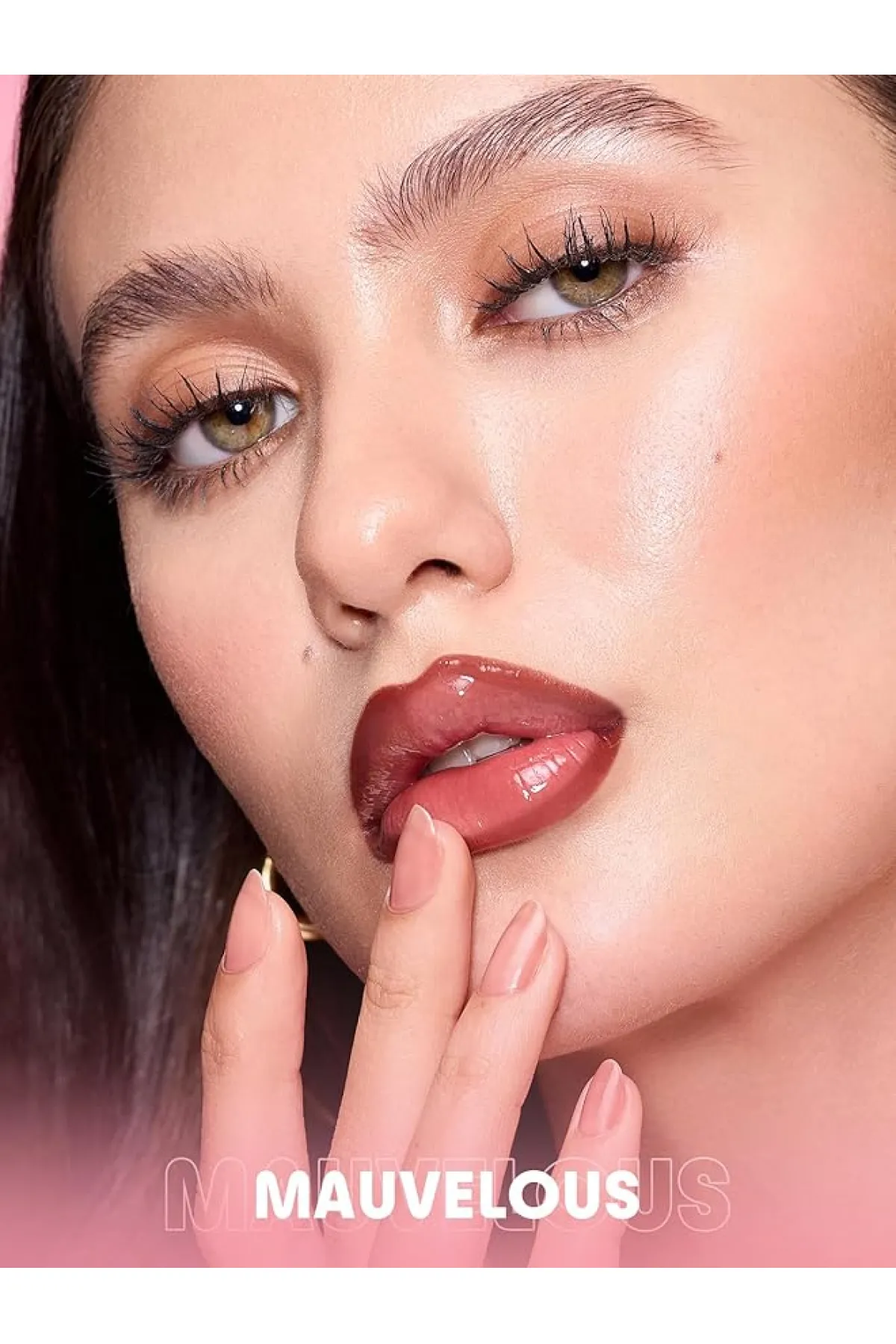 فرمول Peel Off منحصر به فرد برای رنگ‌دهی ماندگار و بی‌نیاز از تمدید  رنگ Mauvelous (صورتی یاسی ملایم) مناسب انواع رنگ پوست  احساس سبکی روی لب بدون خشکی یا سنگینی  مقاومت بالا در برابر تعریق  خوردن و نوشیدن  وگان و فاقد گلوتن  بدون هیچ‌گونه تست حیوانی  اید شیگلم SHEGLAM خط لب پیل آف Mauvelous